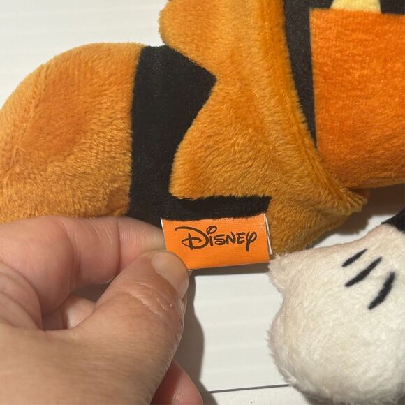 Disney Fetch for Pets 9" Minnie Mouse Witch Halloween Plush Squeaky Toy for Dogs - Picture 12 of 14